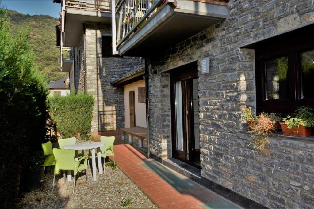 Apartament Cal Cinto Sort Kültér fotó